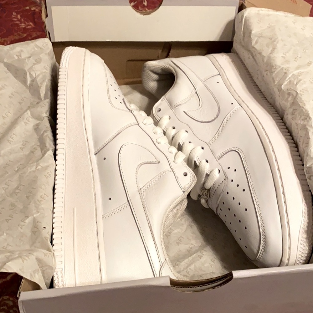 Vintage Air Force 1s 2005